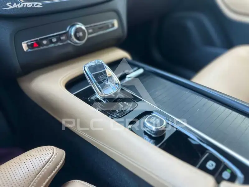 2022 Volvo XC90