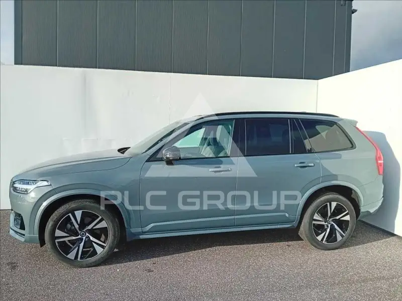 2022 Volvo XC90