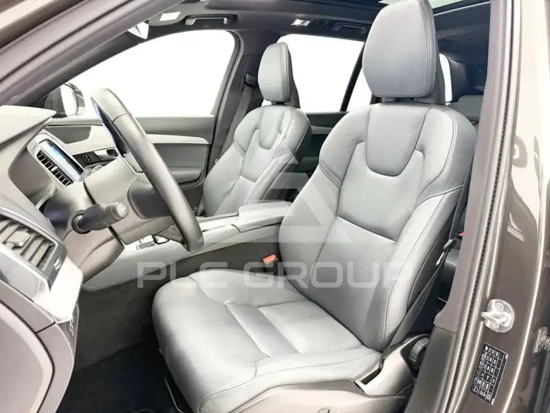 2022 Volvo XC90
