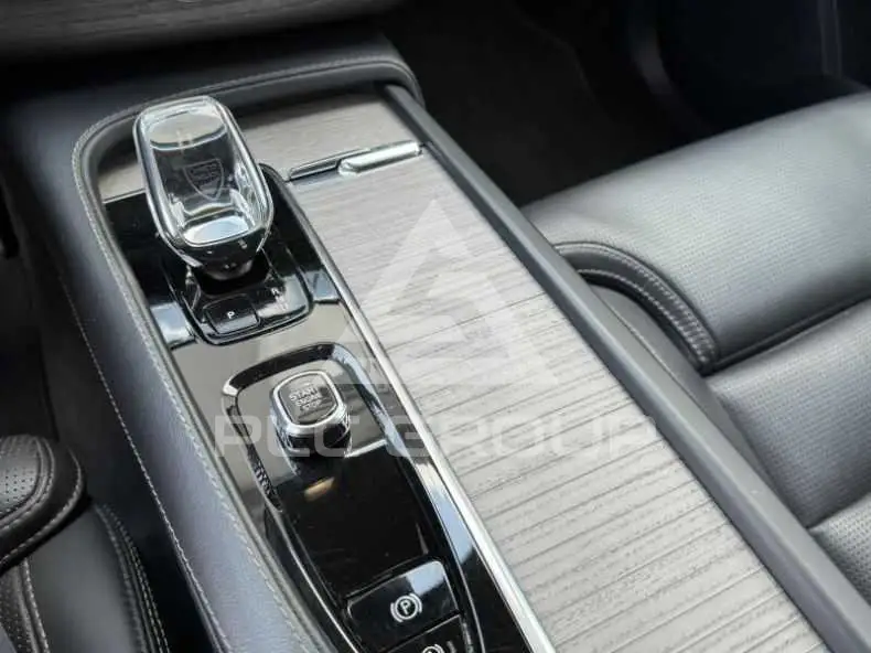 2022 Volvo XC90