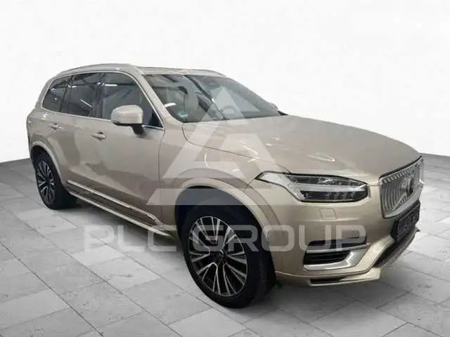 2022 Volvo XC90