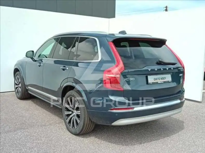 2022 Volvo XC90