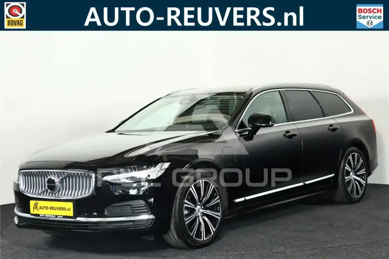 2022 Volvo V90