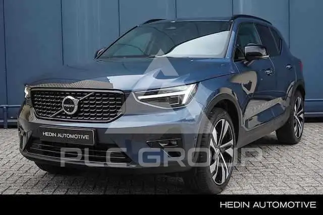 2022 Volvo XC40