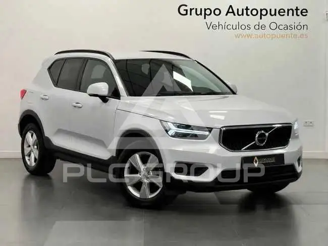 2022 Volvo XC40