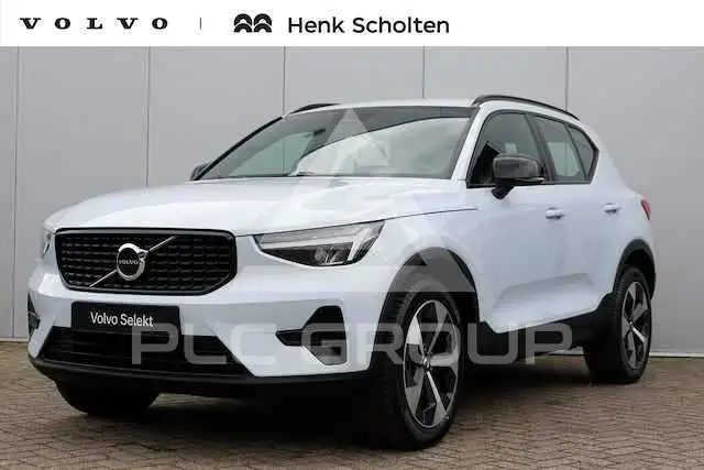 2022 Volvo XC40
