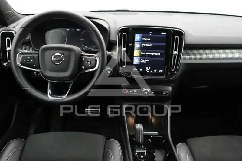 2022 Volvo XC40