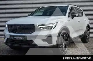 2022 Volvo XC40