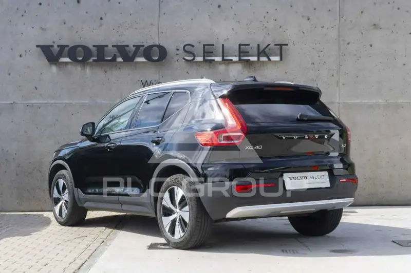 2022 Volvo XC40