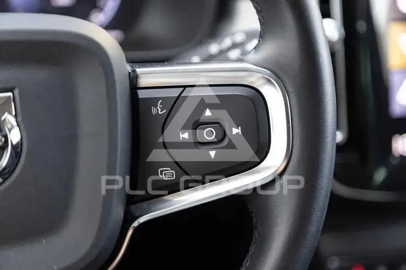2022 Volvo XC40