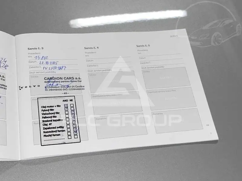 2022 Volvo XC40