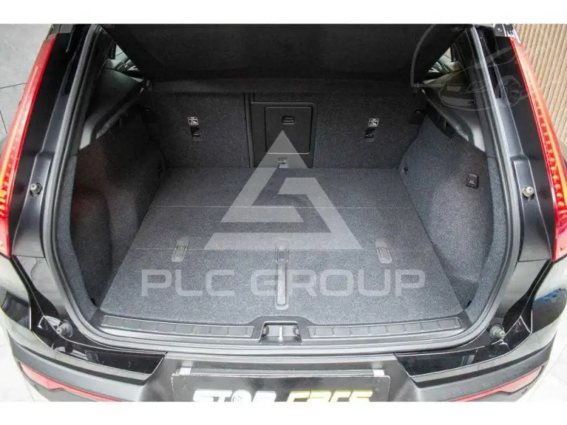 2022 Volvo XC40