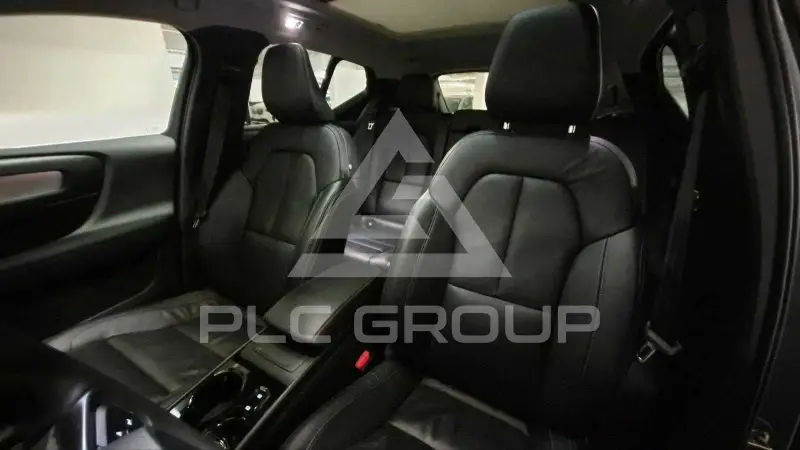 2022 Volvo XC40