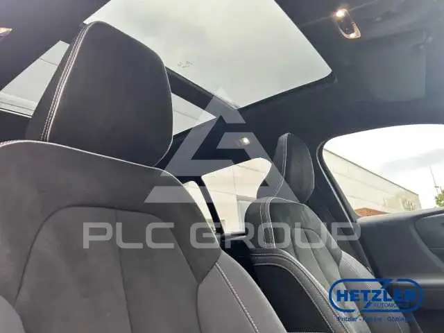 2022 Volvo XC40