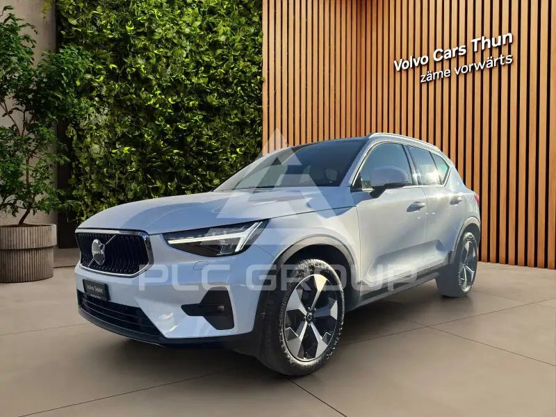 2022 Volvo XC40