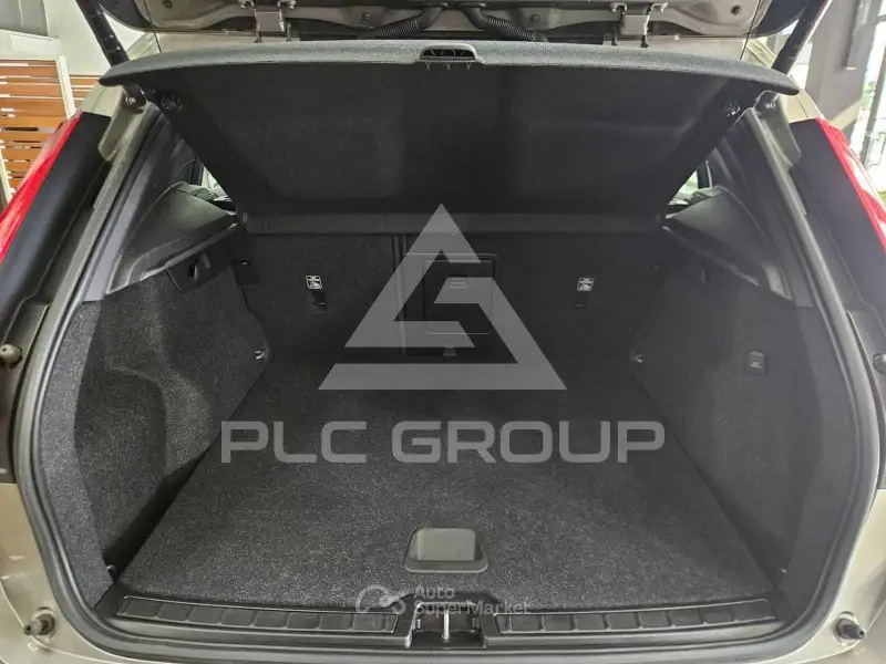 2022 Volvo XC40