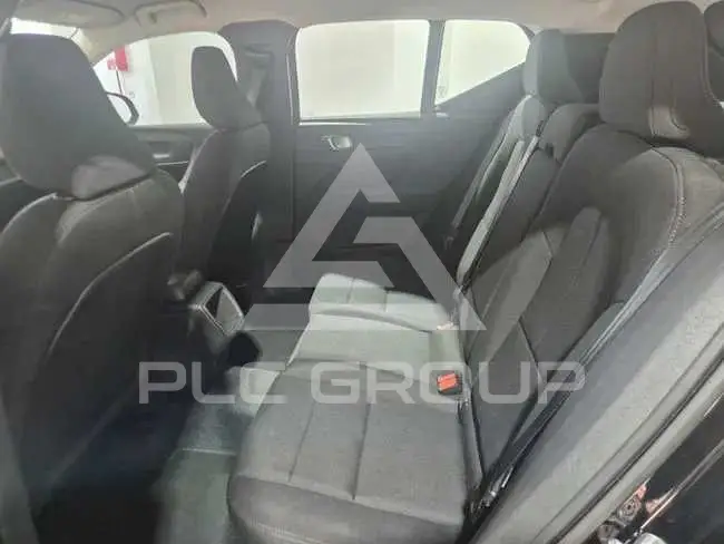 2022 Volvo XC40
