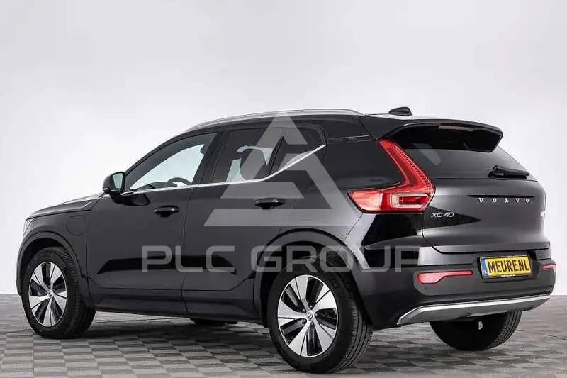 2022 Volvo XC40