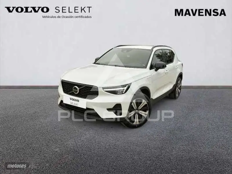 2022 Volvo XC40