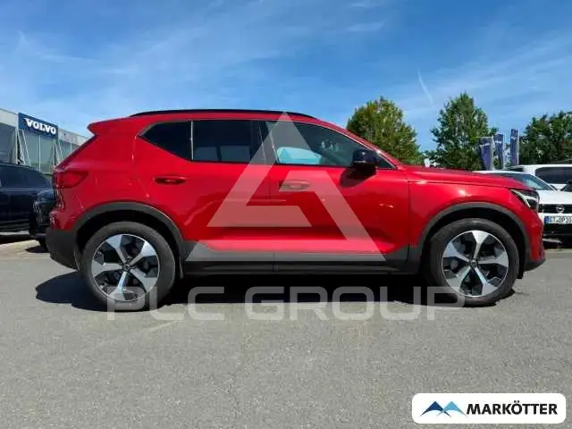 2022 Volvo XC40