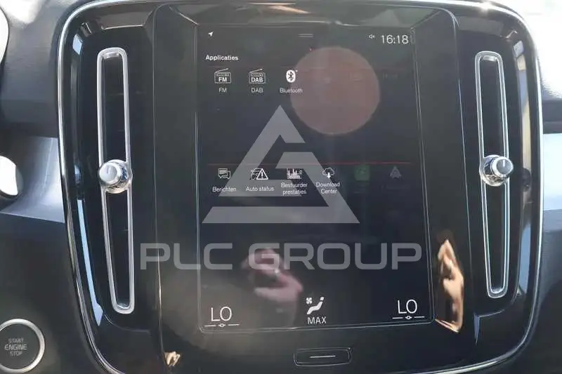 2022 Volvo XC40