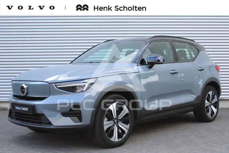 2022 Volvo XC40