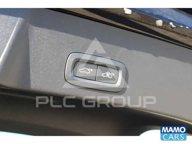 2022 Volvo XC40
