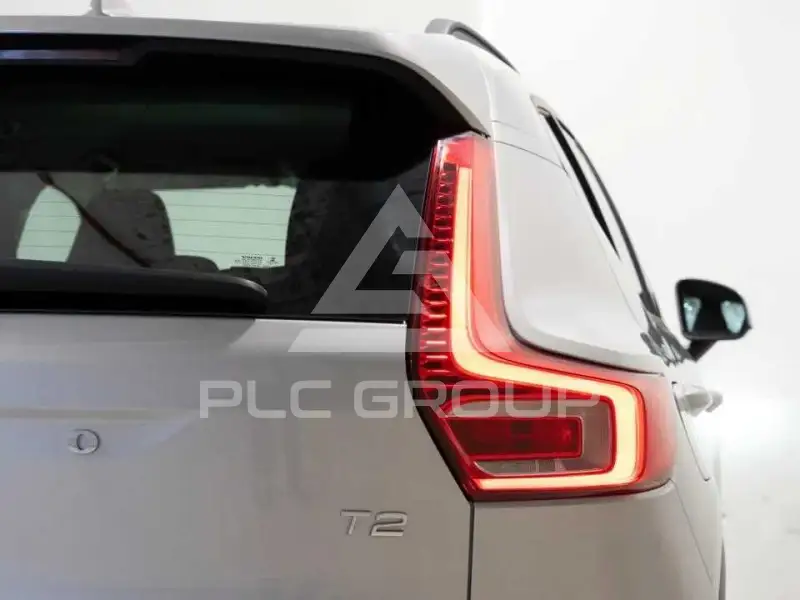 2022 Volvo XC40