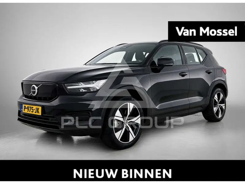 2022 Volvo XC40