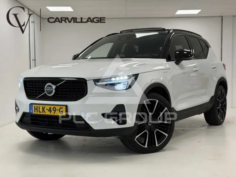 2022 Volvo XC40