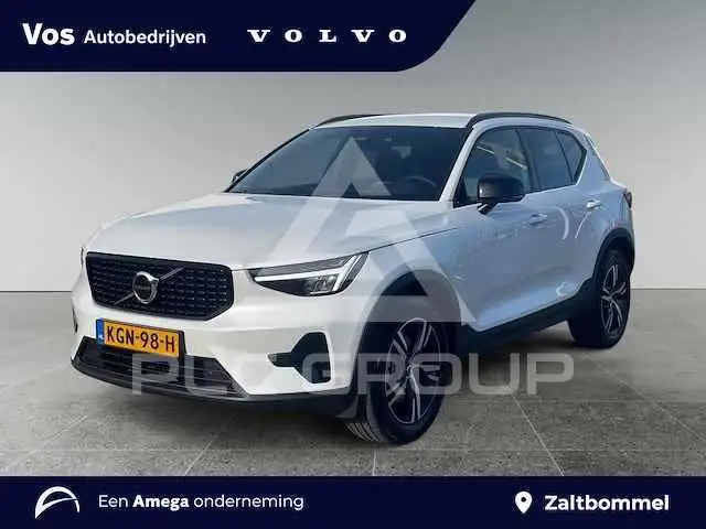 2022 Volvo XC40