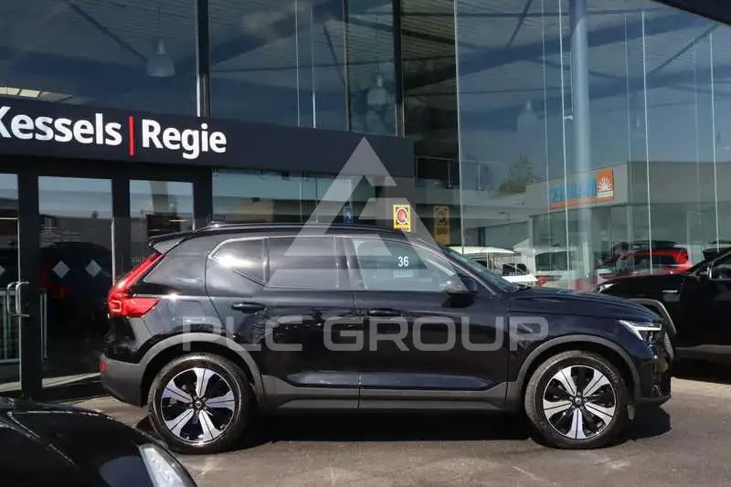 2022 Volvo XC40
