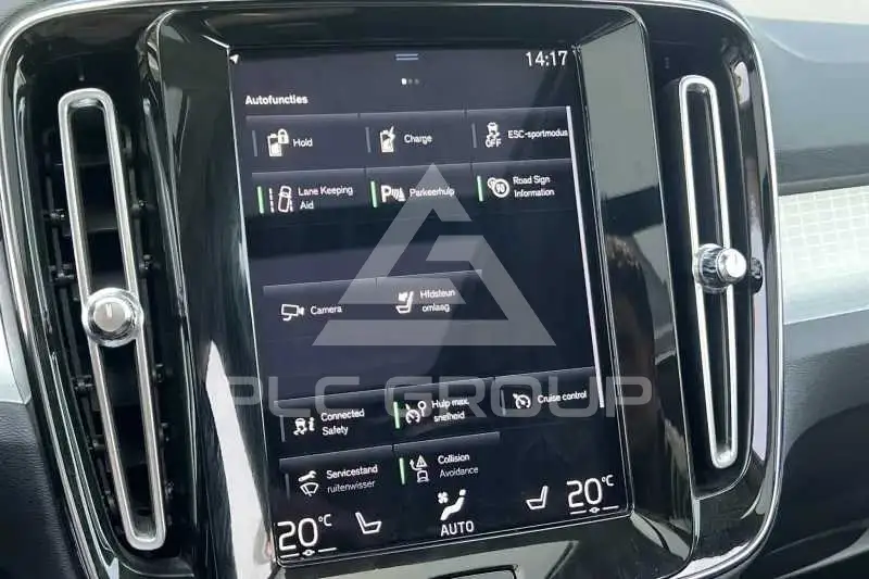 2022 Volvo XC40