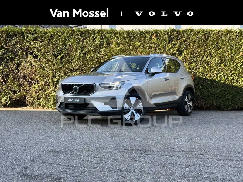 2022 Volvo XC40