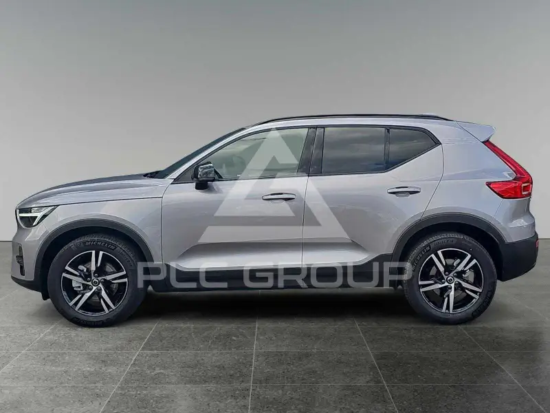 2022 Volvo XC40