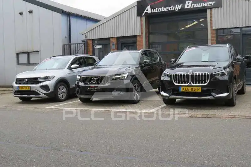 2022 Volvo XC40