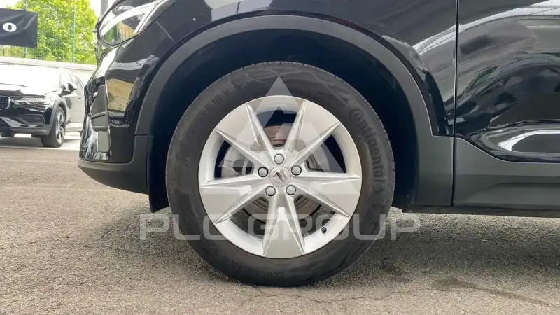 2022 Volvo XC40