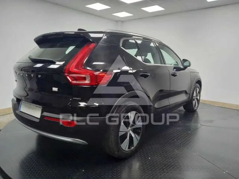 2022 Volvo XC40