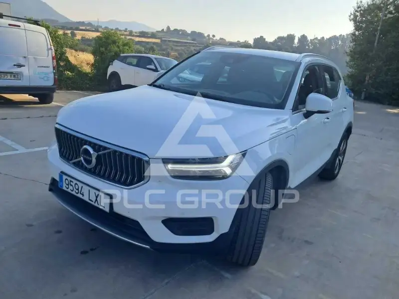 2022 Volvo XC40