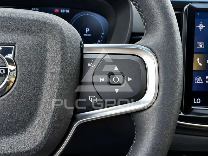 2022 Volvo XC40
