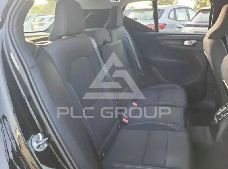 2022 Volvo XC40