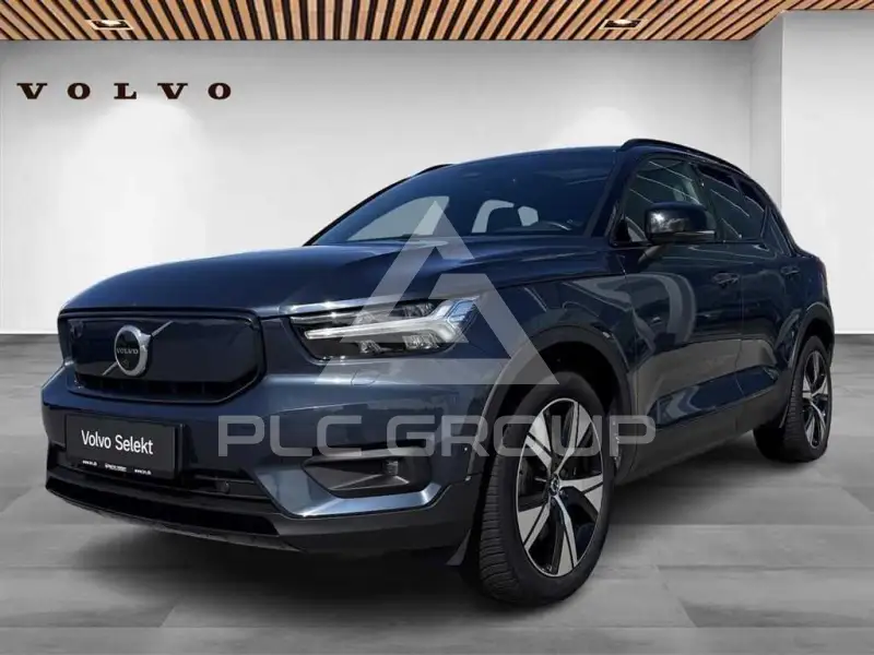 2022 Volvo XC40