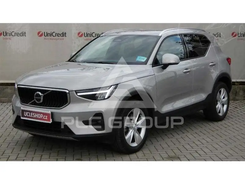 2022 Volvo XC40