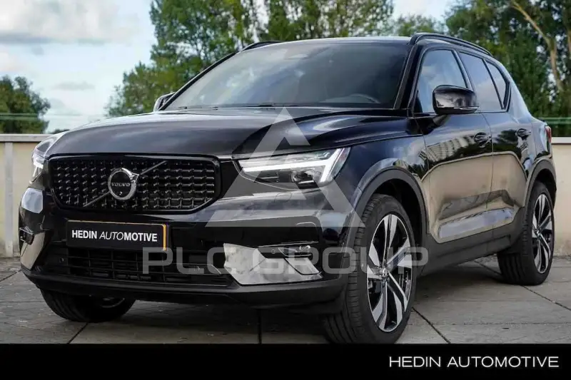 2022 Volvo XC40