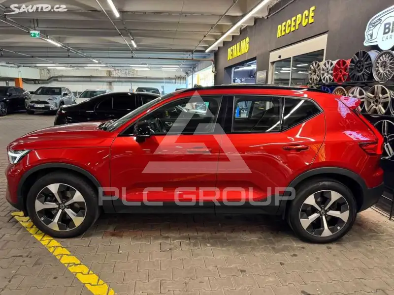 2022 Volvo XC40