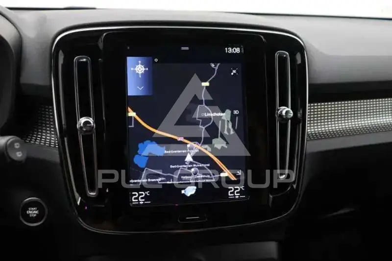2022 Volvo XC40