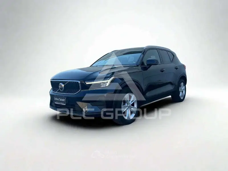 2022 Volvo XC40