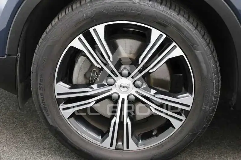 2022 Volvo XC40