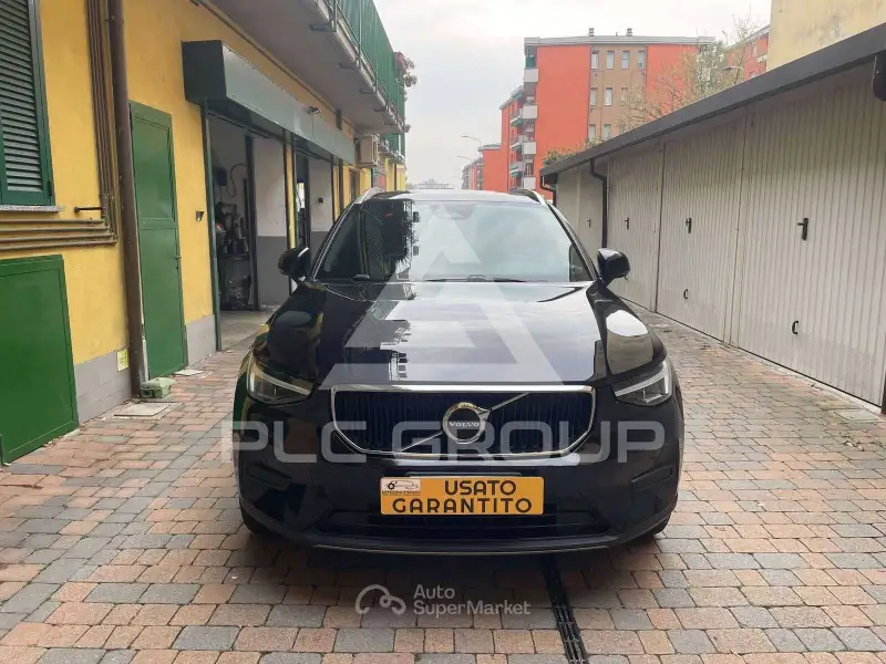 2022 Volvo XC40