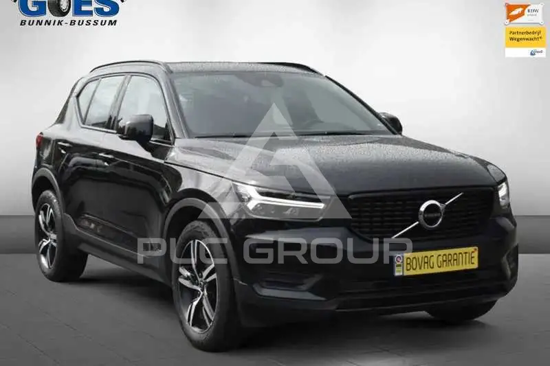 2022 Volvo XC40